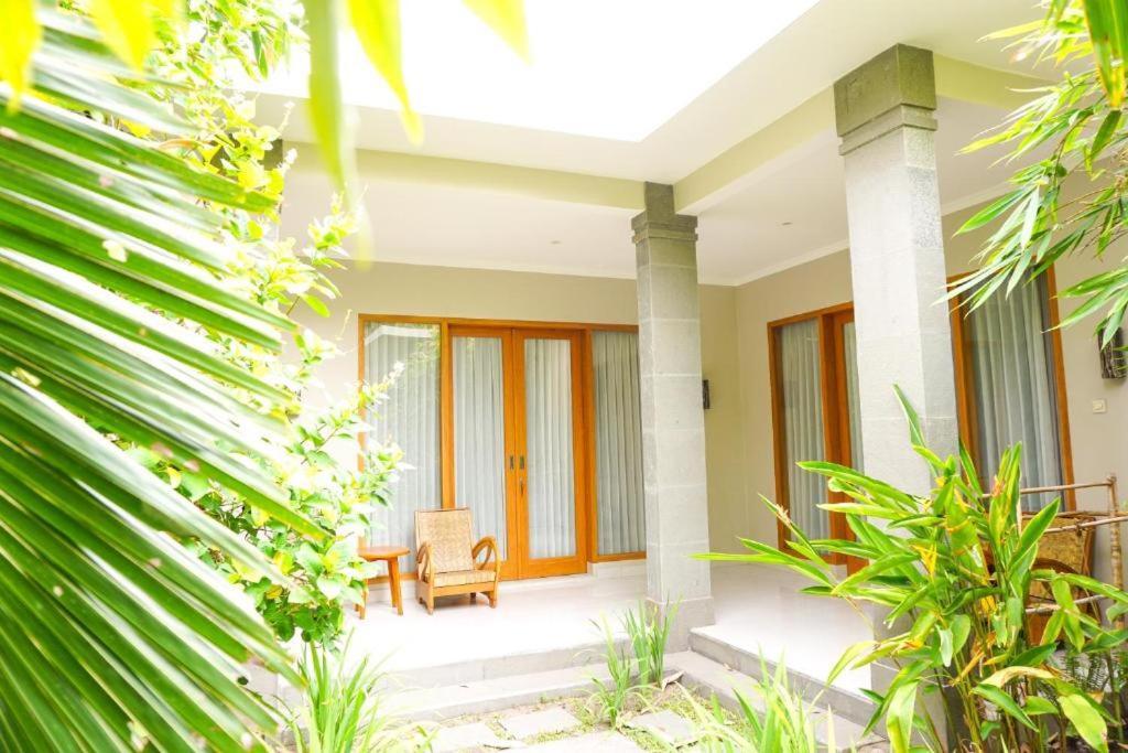 Ibludan Hotel Senggigi Eksteriør billede
