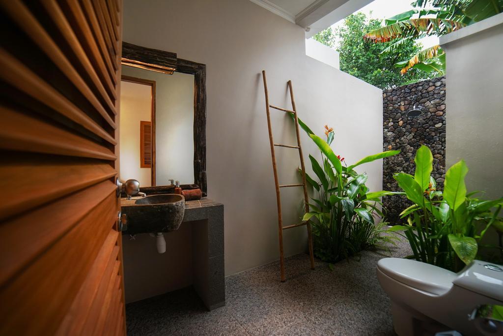 Ibludan Hotel Senggigi Eksteriør billede