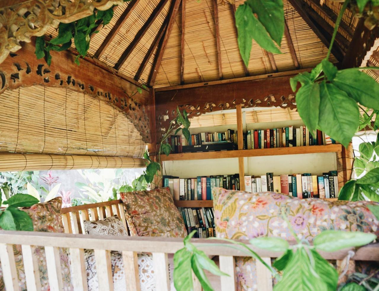 Ibludan Hotel Senggigi Eksteriør billede